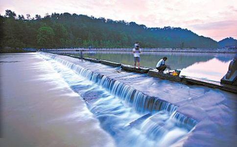 如何辨别资质代办公司哪家好?